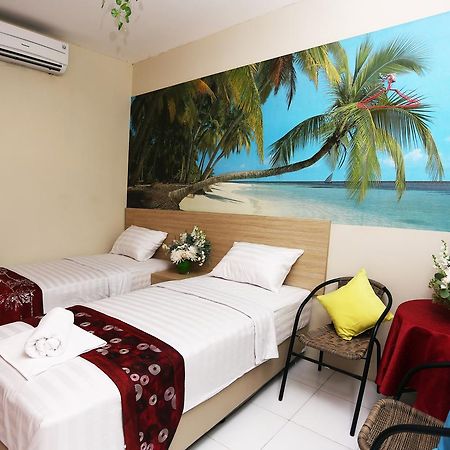 C.Stone Hotel Surabaya Exterior photo